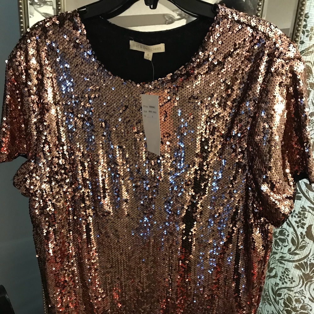 NWT:💜gold sequined dress💜